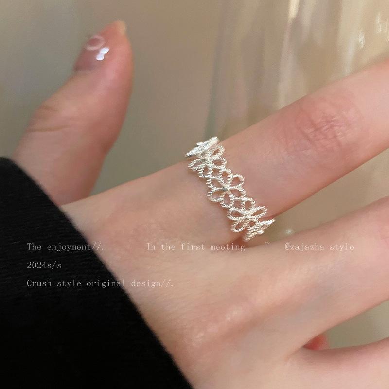Korean-Style Niche Design Women's Adjustable Index Finger Ring: Chic, Versatile, and High-End for a Cold, Distinctive Look