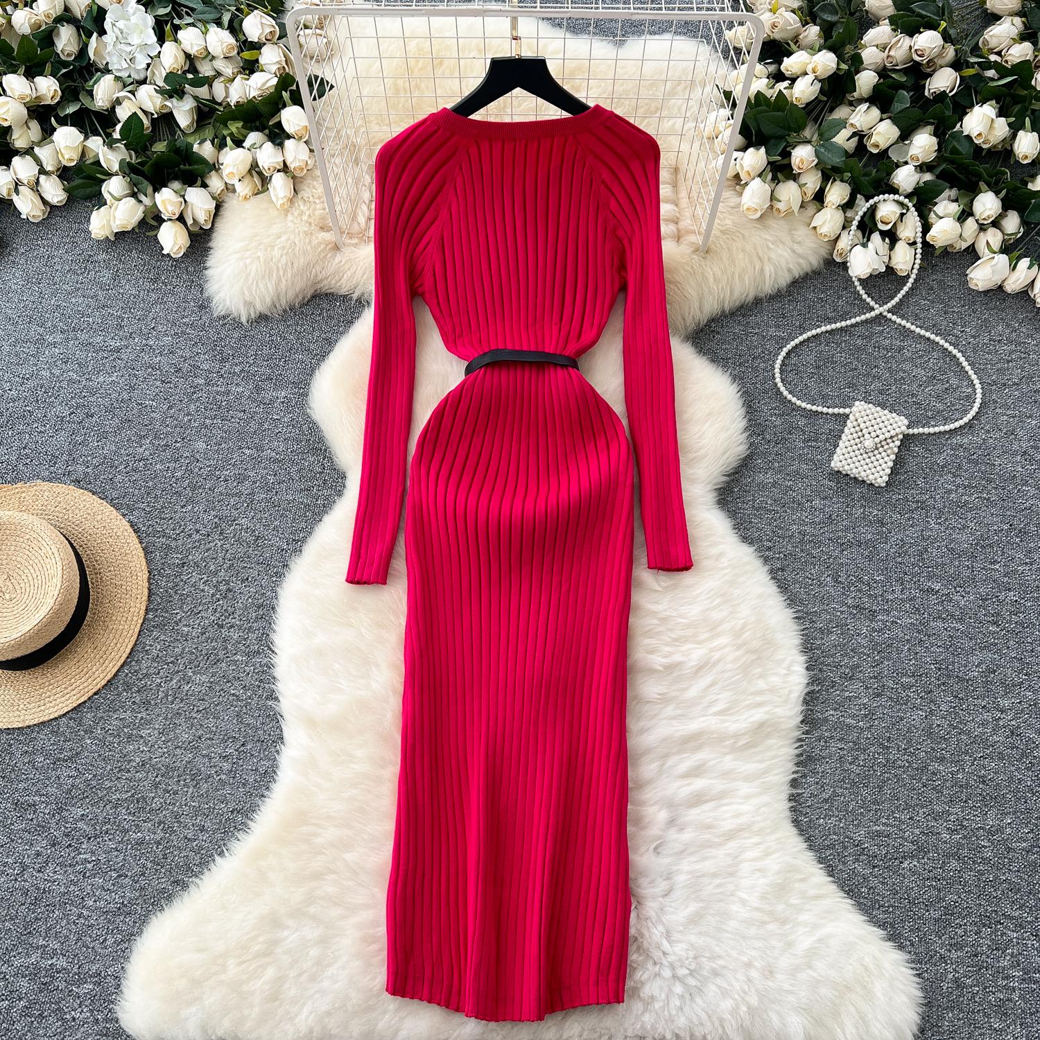 Винтажное базовое платье с V-образным вырезом и длинным рукавом — фото 6