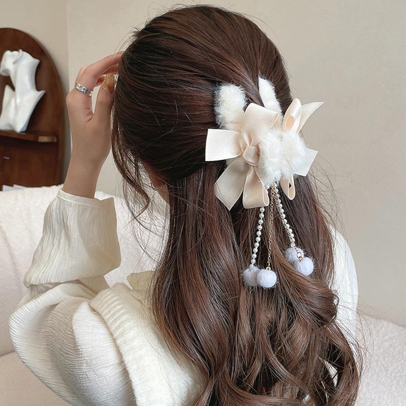 Plush Bow Tassel Grab Clip Furry Hairpin Female Back Head Hair Clip Shark Clip Autumn and Winter Hairpin Headdress