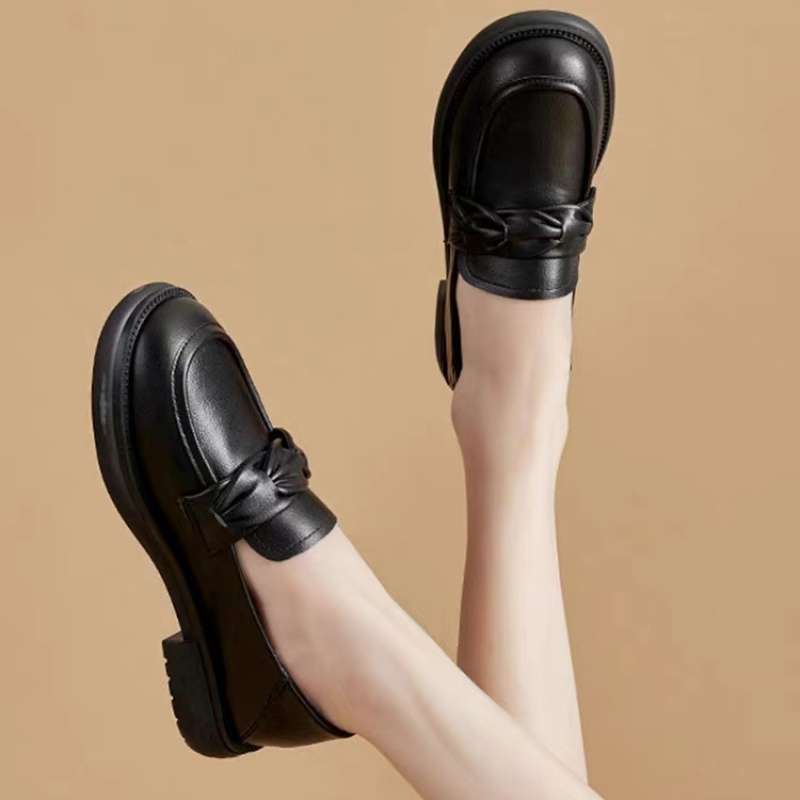 British Small Leather Shoes Women's 2025 Spring and Summer New Soft Leather Single Shoes Low Heel Versatile One Pedal Casual Loafers Women