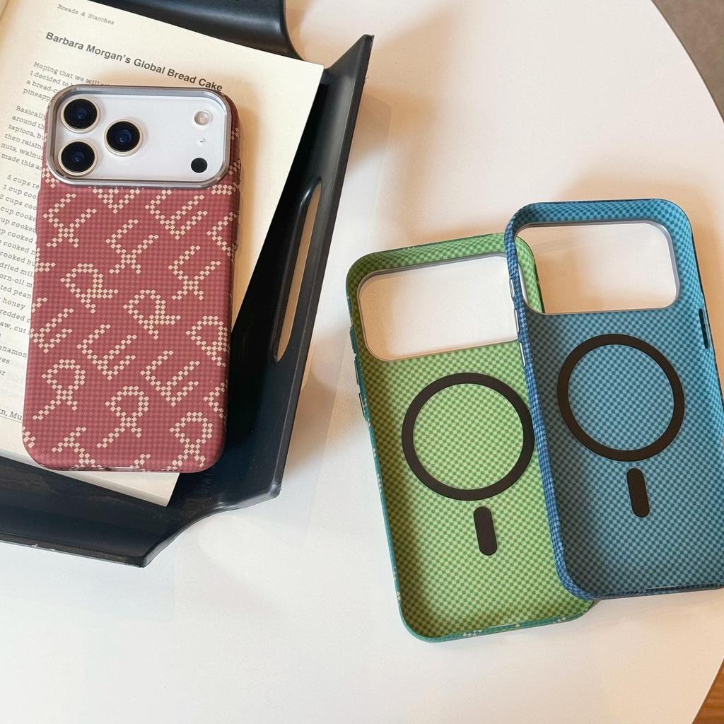 New Magnetic Apple 17 Pro Max Carbon Fiber iPhone 16/15 Protective Case