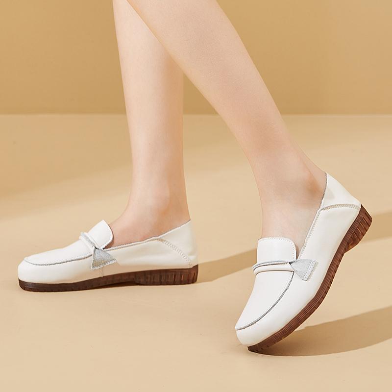 2025 New Red Ballet Flats Ladies Cow Leather Loafers Womens Moccasins Business Office Shoes Mother Travel Flats Woman