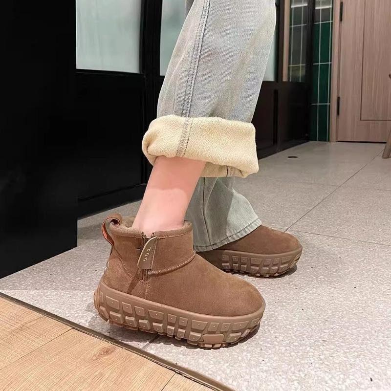 Thick-soled tire sole snow boots women's fur winter new retro short boots fashion versatile casual shoes trend