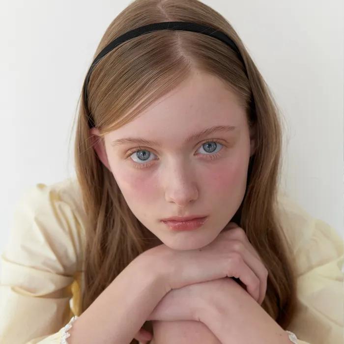 essential ribbon line head band - black