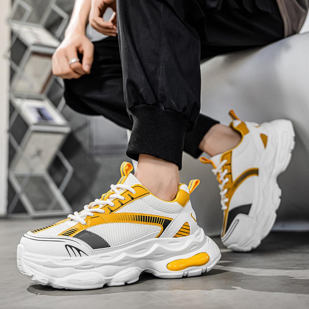 Four Seasons New Mesh Breathable Sneakers Casual Fashion Men's Shoes Daddy Platform Student Shoes Tide Shoes One 2025