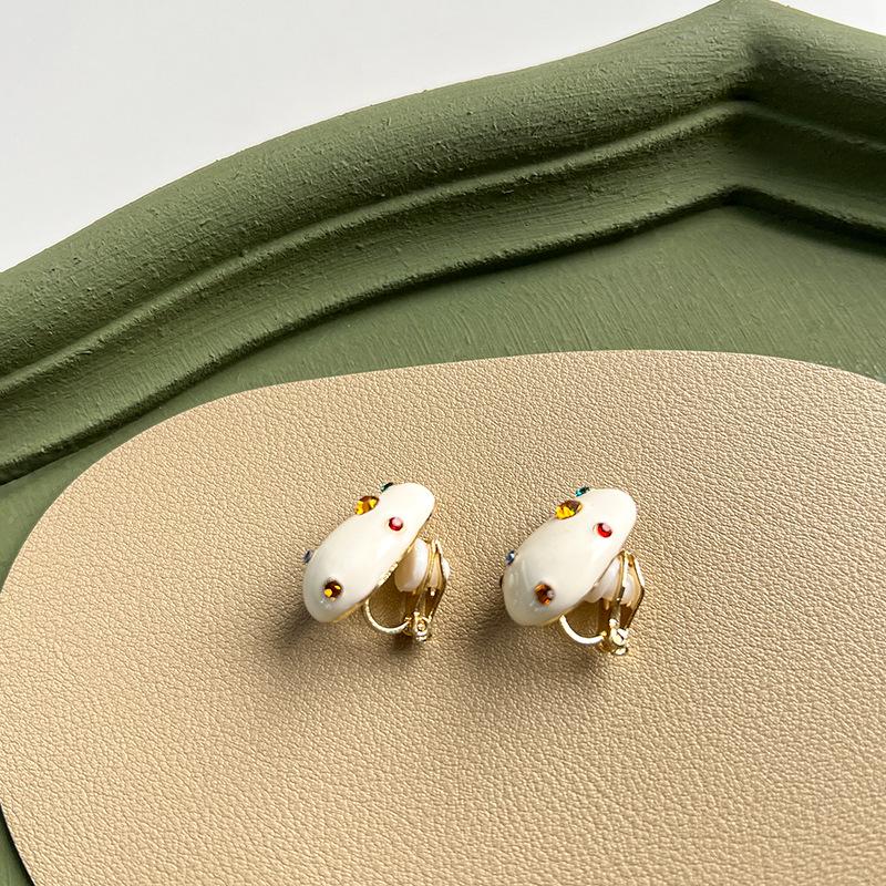 New Exquisite Cute Childhood Milk Candy Enamel Color Zircon Ear Studs Clip On Earrings for Women Korea Jewelry Accessories Gifts