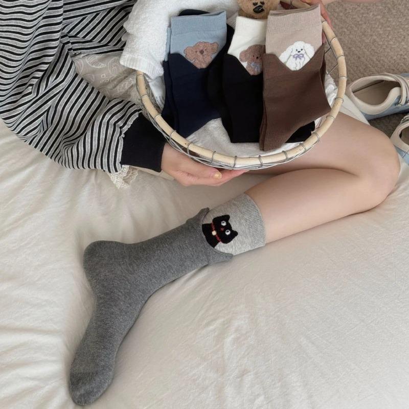 Women Socks Cartoon Cat Dog Japanese Kawaii Cute Middle Tube Socks Women Autumn and Winter Retro Long Socks Sox Christmas Gifts
