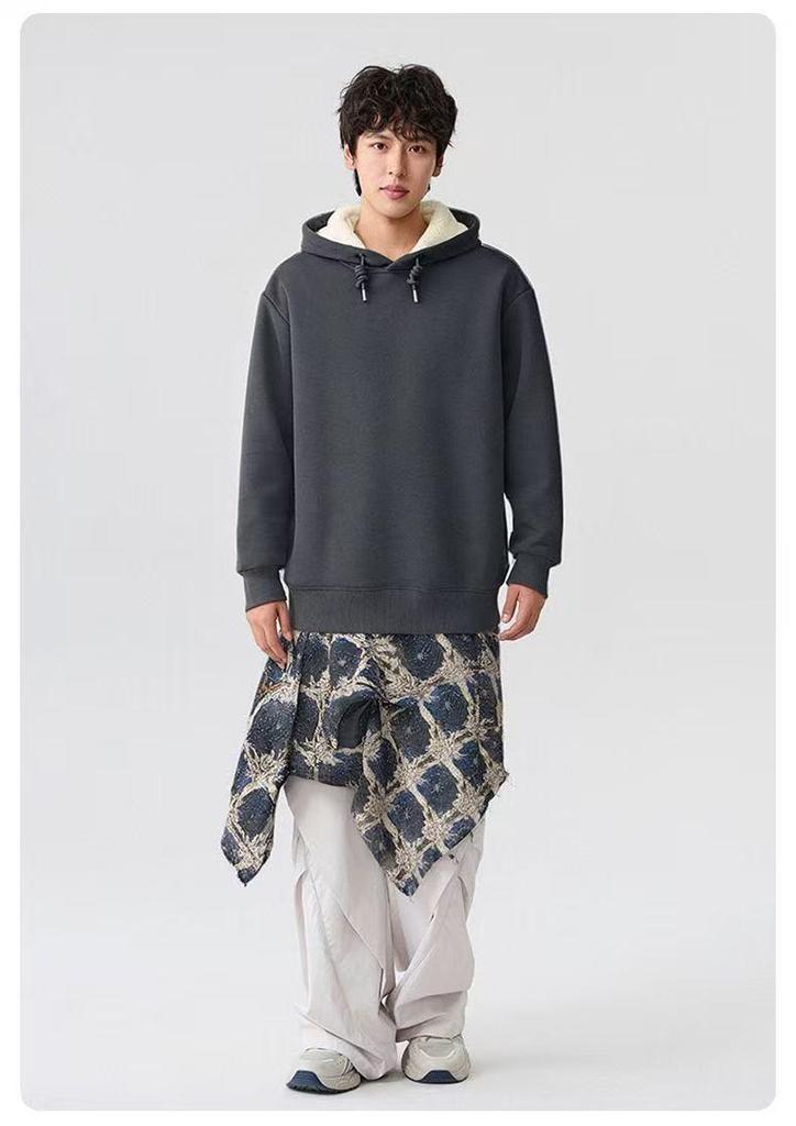 Retro Lambswool Hooded Sweatshirt: Solid Color, Warm, Plus Velvet, Casual Men's Jacket for Autumn & Winter