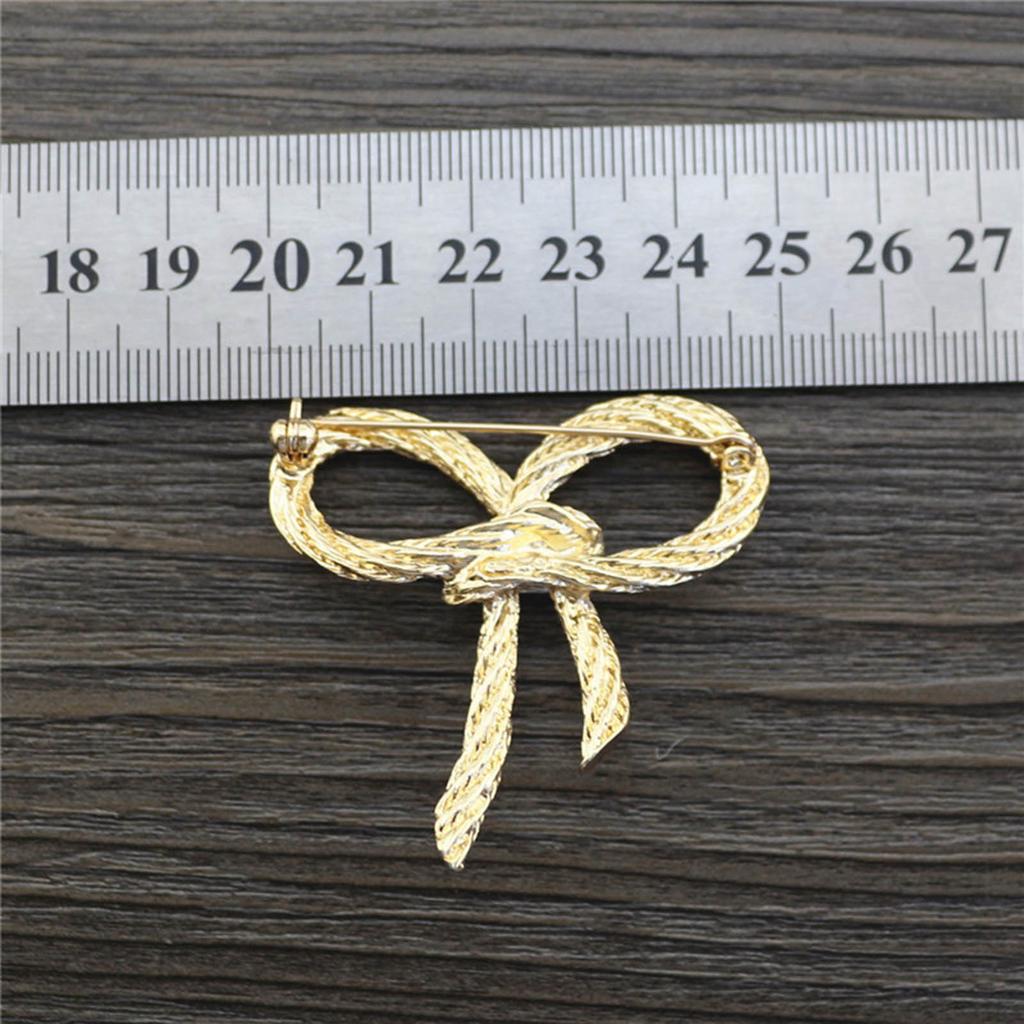 Versatile Twisted Bowknot Collar Pin Charm Fashionable Brooch Ornament Trendy Party Dress Decoration for Women and Girls