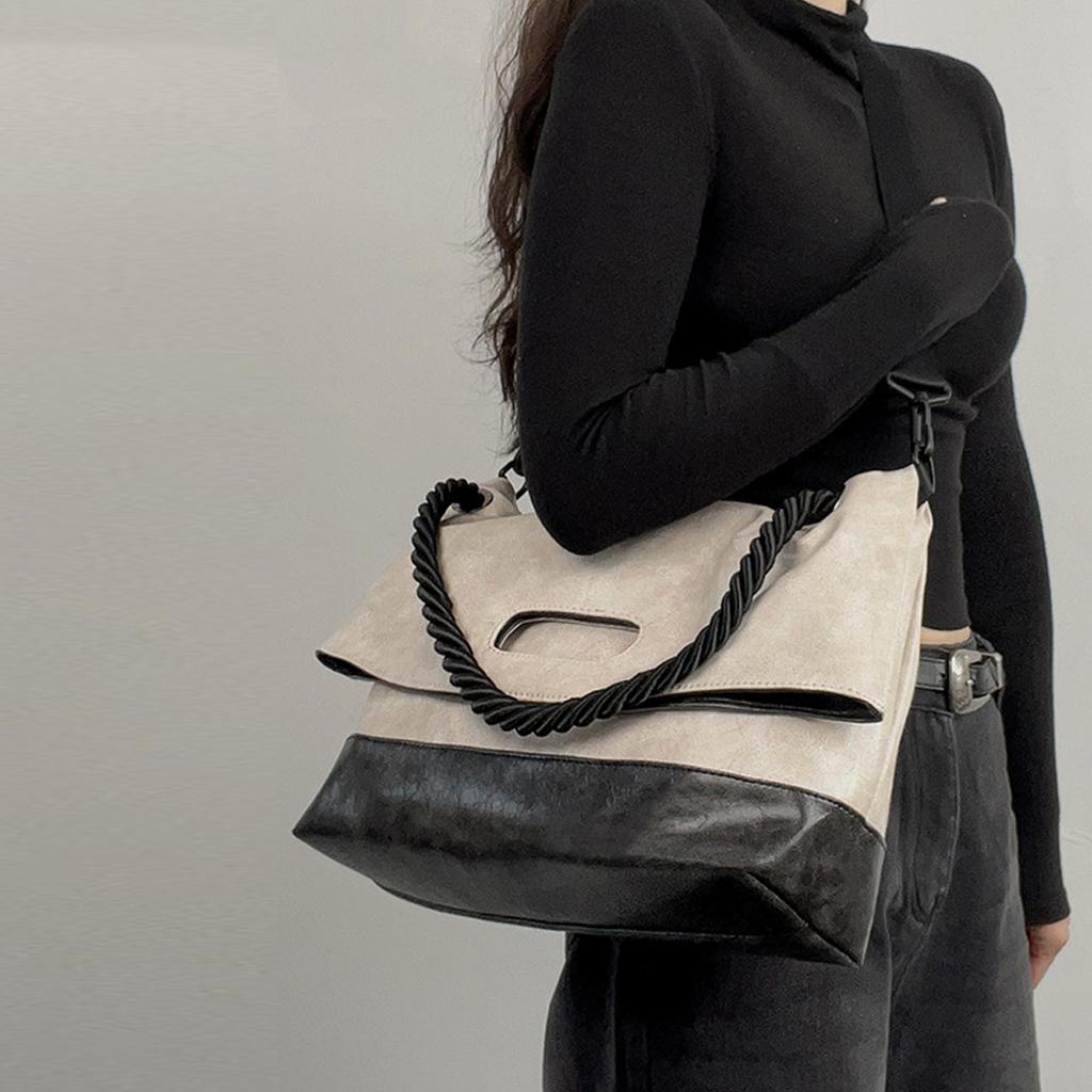 Large Capacity Contrasting Color Bag for Women  New Fashionable Commuting Tote Bag Versatile Casual Shoulder Crossbody Bag