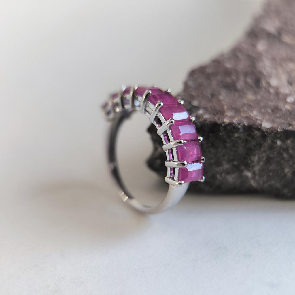 Anello in argento con rubino naturale 3,552 ct, peso dell'articolo 3,35 g (2205210)