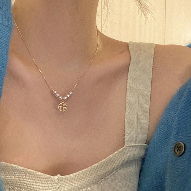 Pearl Necklace Women'S Light Luxury Temperament High Sense Clavicle Chain Year Neck Chain