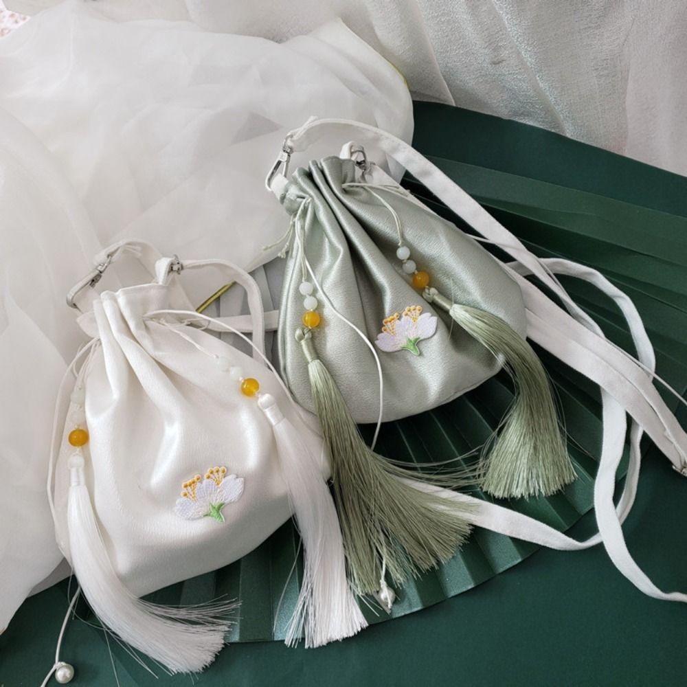 Tassel Embroidery Flower Handbag Chinese Style Floral Bucket Bag Hanfu Silk Drawstring Bag  Travel