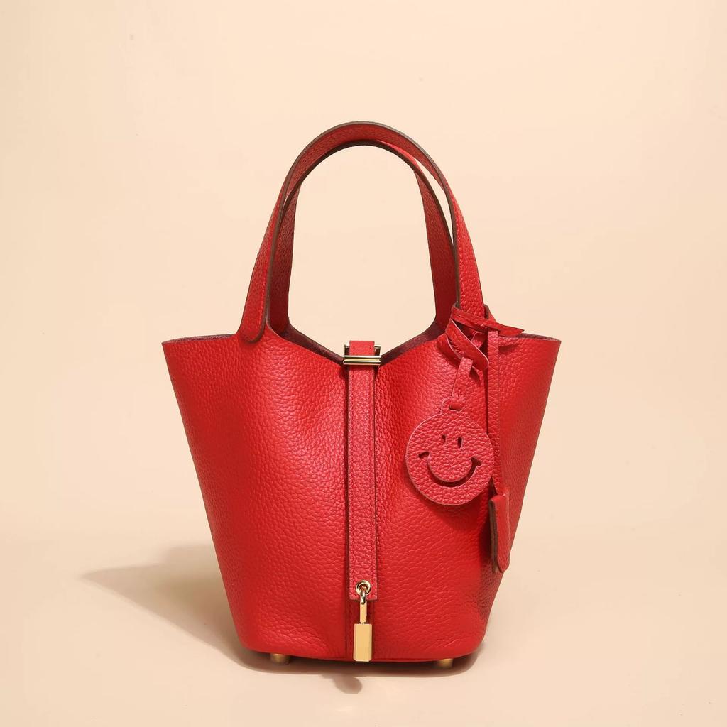 Vegetable Basket Bag, First Layer Cowhide Tote Bag, Commuter Bucket Bag, Women's Genuine Leather Bag, European and American Retro.