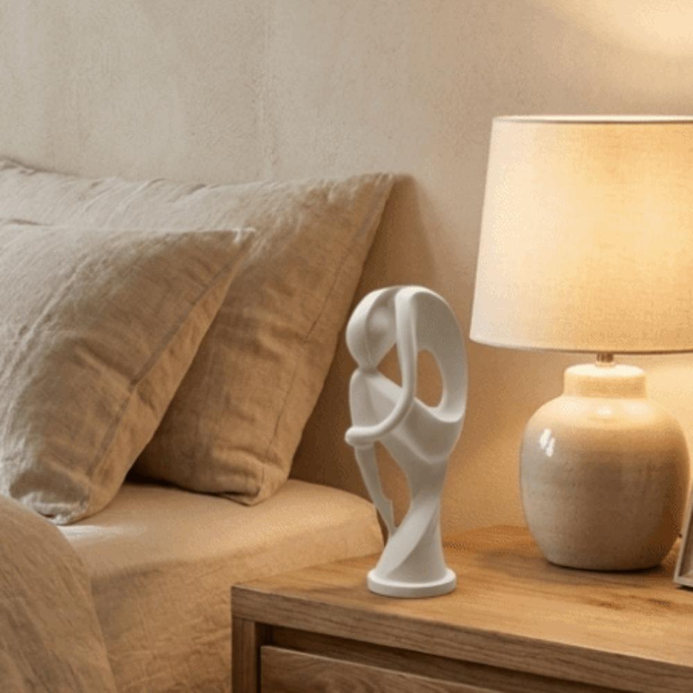 Hollow Design Abstract Thinker Statue Abstract Human Sculpture Ornaments Tabletop Ornament