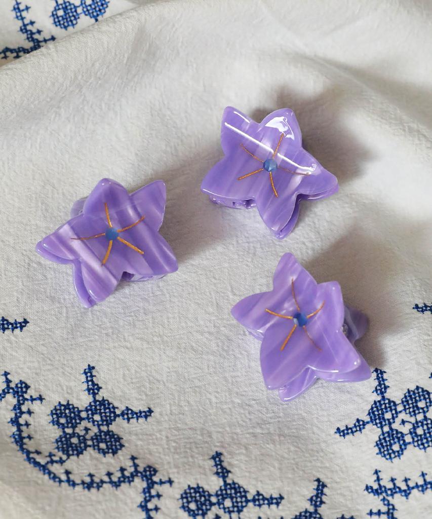 Coucou Suzette (Gift Wrapping) Bellflower Mini Hair Claw