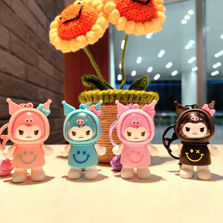 Sanrio Kuromi Leuchtender Schlüsselanhänger: Süßer weicher Gummi-Nachtlicht-Anhänger für Schultaschen