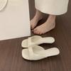 Simple and versatile open-toed square-headed patent leather one-word slippers, female summer wear is not tired, small slope heel fairy wind cool sli