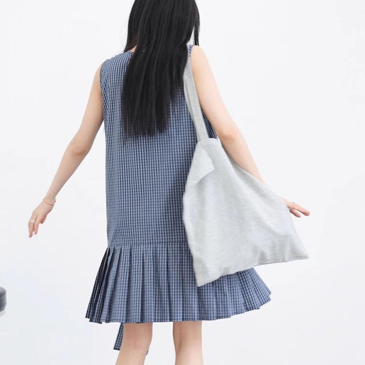 Korean Retro Plaid Sleeveless Dress Women's Early Summer Wear Vest Skirt Chic Irregular Pleated Short Skirt