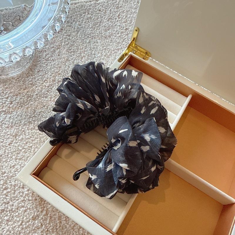 New Arrival, Elegant and Stylish Black Tulle with Printed Multi-layer Cloud Design, Banana Clip for Ponytails