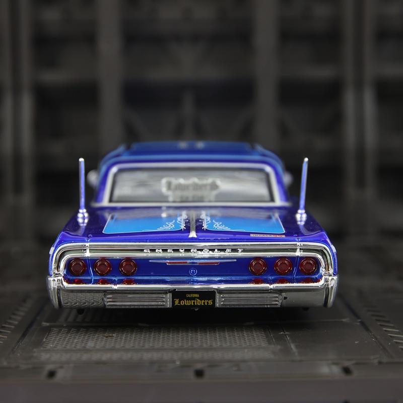 New Maisto 1:24 Chevrolet Impala SS 1964 Supercar Alloy Car Diecasts & Toy Vehicles Car Model Miniature Scale Model For Children