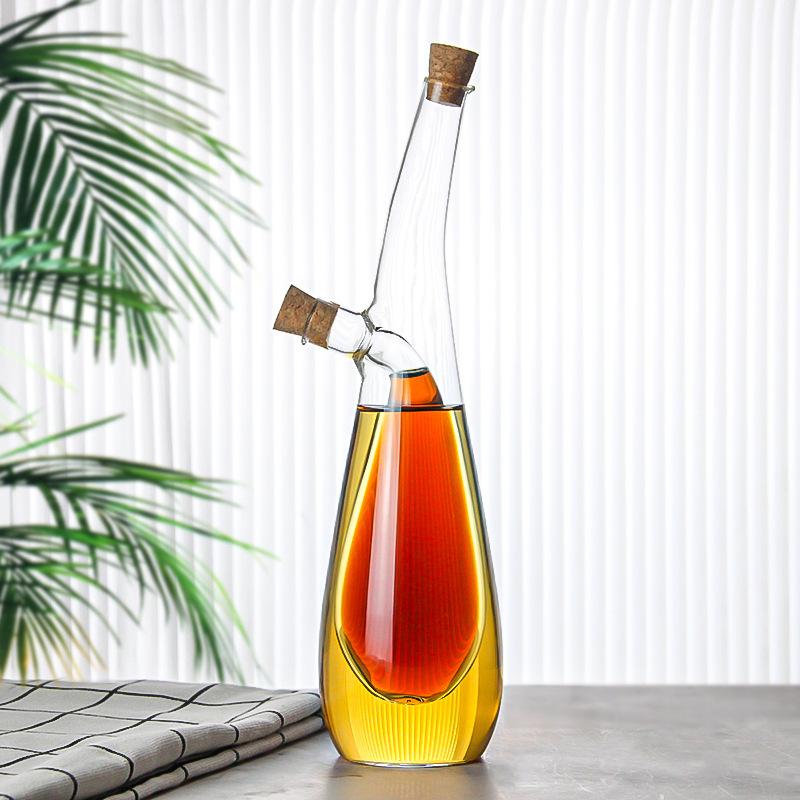 Double-layer Glass Oil Jug 2-in-1 Oil Vinegar Bottle Home Creative Double-mouth Cork Shaped Glass Oil Jug Kitchen Seasoning Tool