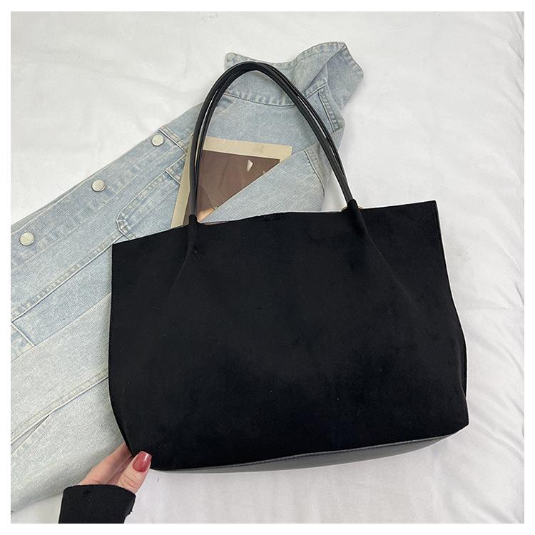

Deerskin fleece tote armpit bag women s premium matte shoulder bag fashion simple mother and child bag large capacity tote bag