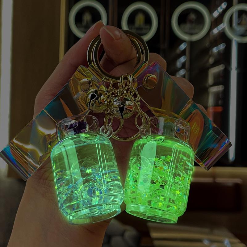 Luminous Acrylic Gas Tank Quicksand Keychain Pendant - Small Gift Decoration
