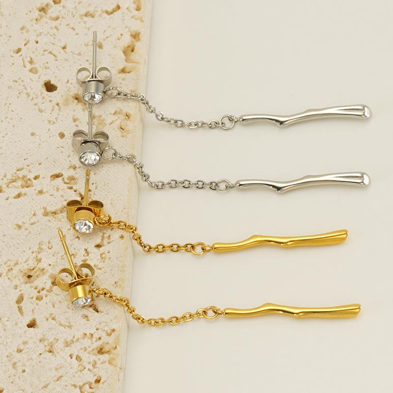 „Europäische & Amerikanische Luxus Edelstahl Quasten Bambus Ohrringe für Damen mit Diamantsteckern“