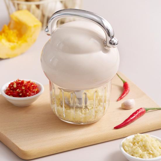 Garlic Pounder with Ergonomic Non-Slip Handle Chopping Vegetables Herb Masher Garlic Crusher Kitchen Tool