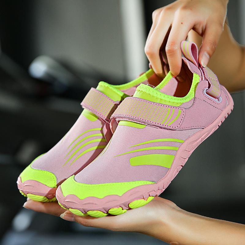 

New five-finger creek shoes men and women couple indoor fitness shoes outdoor cycling beach wading fishing swimming shoes 46