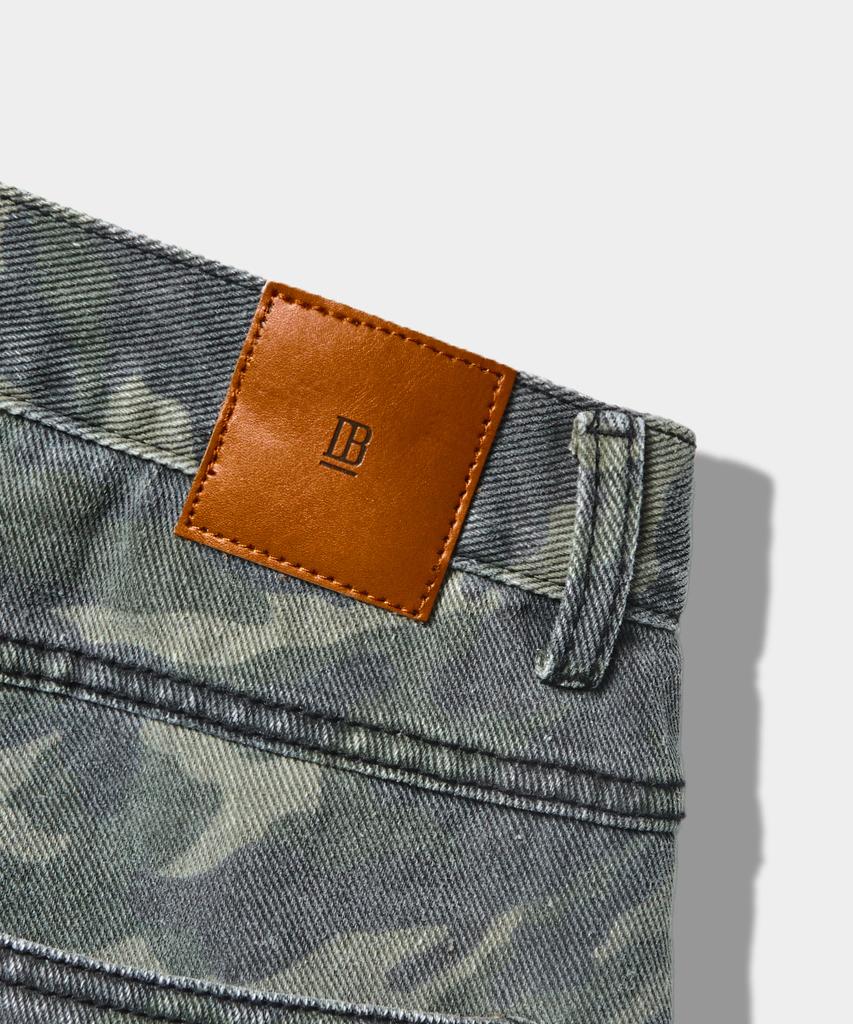 Dimiteulibeullaeg Bio-Washed Carpenter Bermuda Denim Pants_Camouflage