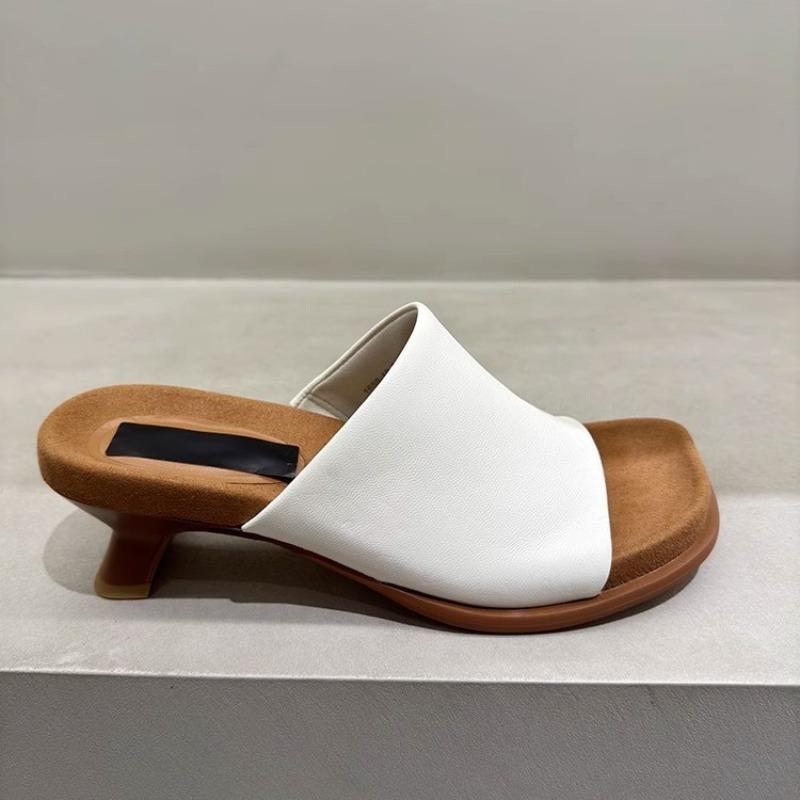Super soft and waxy sheepskin women's slippers wear summer new leather medium heel kitten and one-word mop versatile sandals