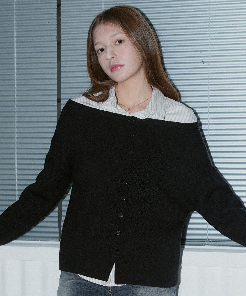VLETI Two-Way Off-Shoulder Basic Cardigan (Black)