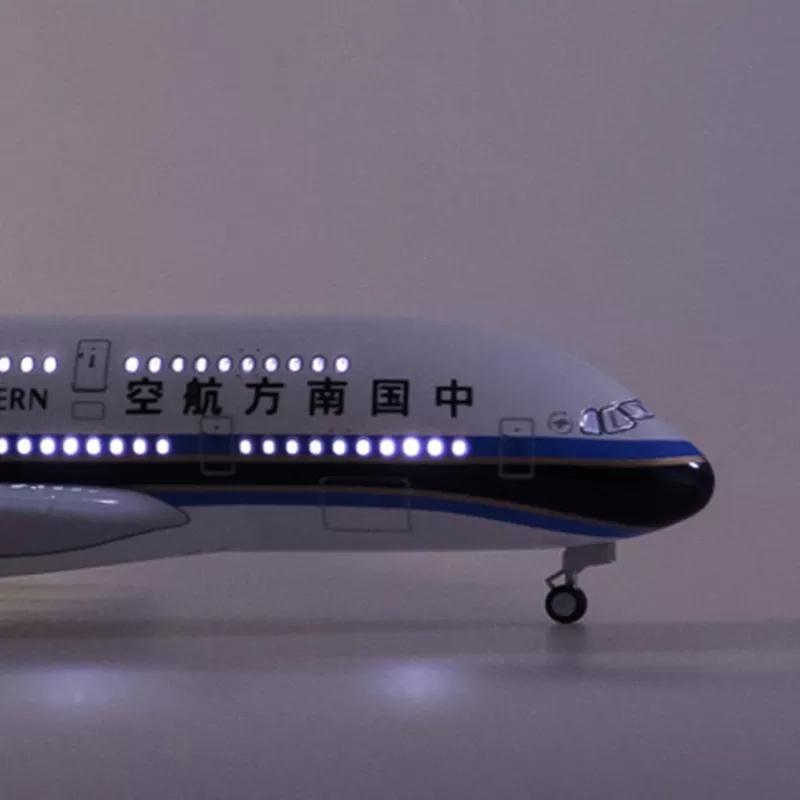 1/160 Scale Diecast Resin 46cm A380 Air Bus Passenger Aircraft China Southern Airlines Airplane Model Airways with Cabin Lights
