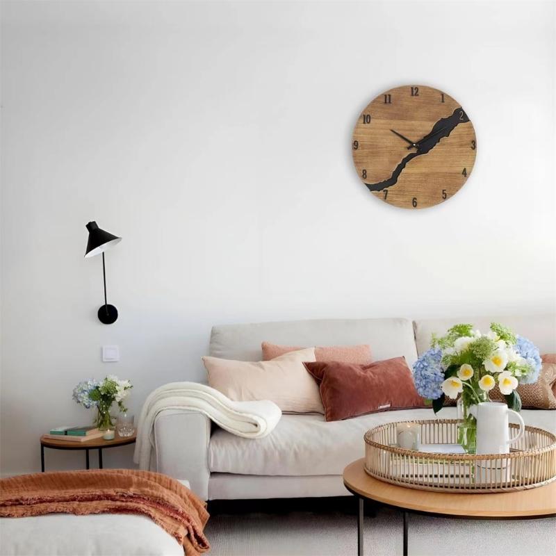 Elegant Simplistic Wood Wall Clock with Creative Crack Detail for Home Decors Battery Operated Round Hanging Clock