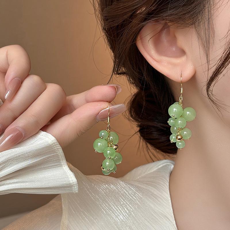 Small Fresh Grape Flower Fringed Earrings Korean Girl Heart Sweet Stud Earrings New Cute Versatile Earrings