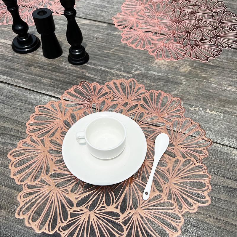 PVC Hot Golden Anti-hot Table Mats, Bowl Mats, European Simple Dining Table Heat Insulation Mats, High-end Western Dining Mat