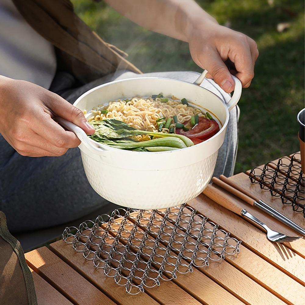 Woven Stainless Steel Trivet Anti-Scald Heat Proof Mat Practical Pot Stand  Kitchen Dining