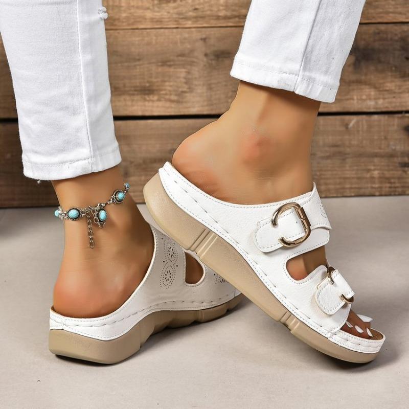 Large size wedge slippers women's summer new belt buckle light outer wear fashion slippers women