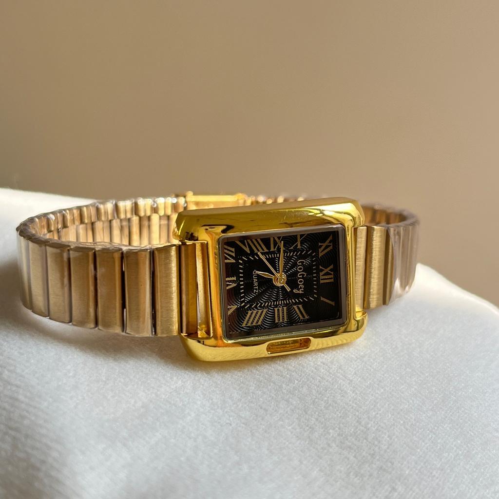 Hong Kong Style Medieval Niche Rectangular Watch Women'S Simple Bamboo Chain Temperament Light Luxury Leisure Commuter Style Women'S Watch