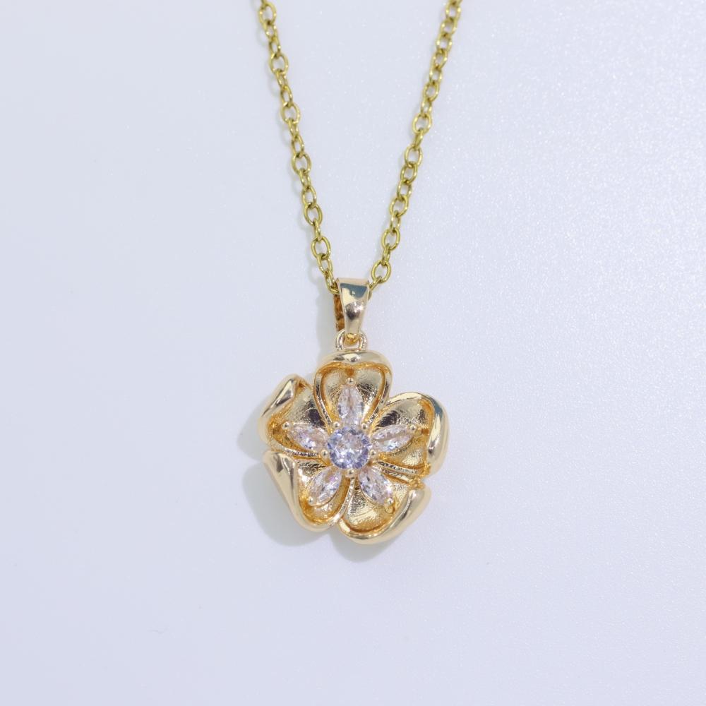 Luxury Flowers Pendant Necklaces for Women Fashion Zirconia Necklace Wedding Party Jewelry Accessories