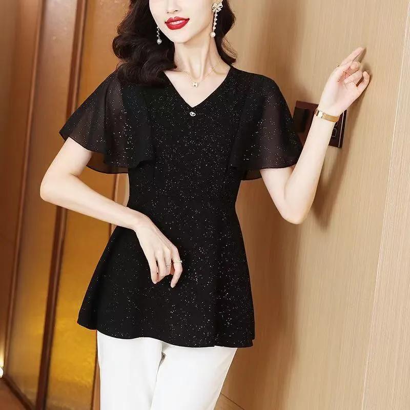 Women's New Summer Short-sleeved Black V-neck Fashion Versatile Mom Style Top