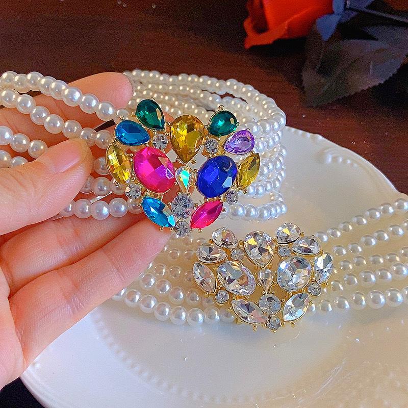 New multi-layer imitation pearl necklace women's super flash glass diamond love heart pendant accessories banquet accessories
