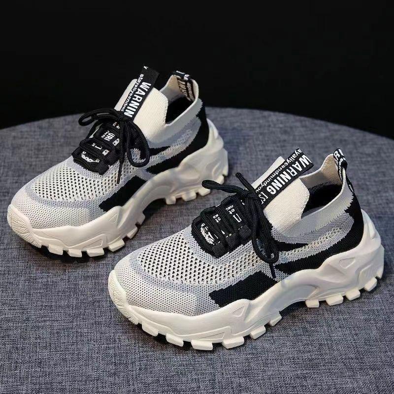 New Spring and Autumn Fly-woven Mesh Sneakers Casual Running Dad Shoes High Elasticity, Comfortable, Light Mouth and Lightweight