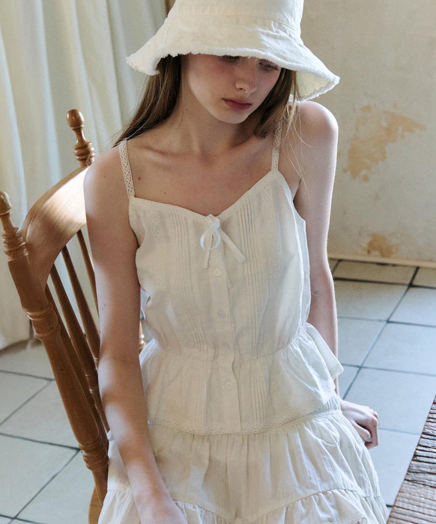 ROLAROLA Ribbon Lace Pintuck Sleeveless White