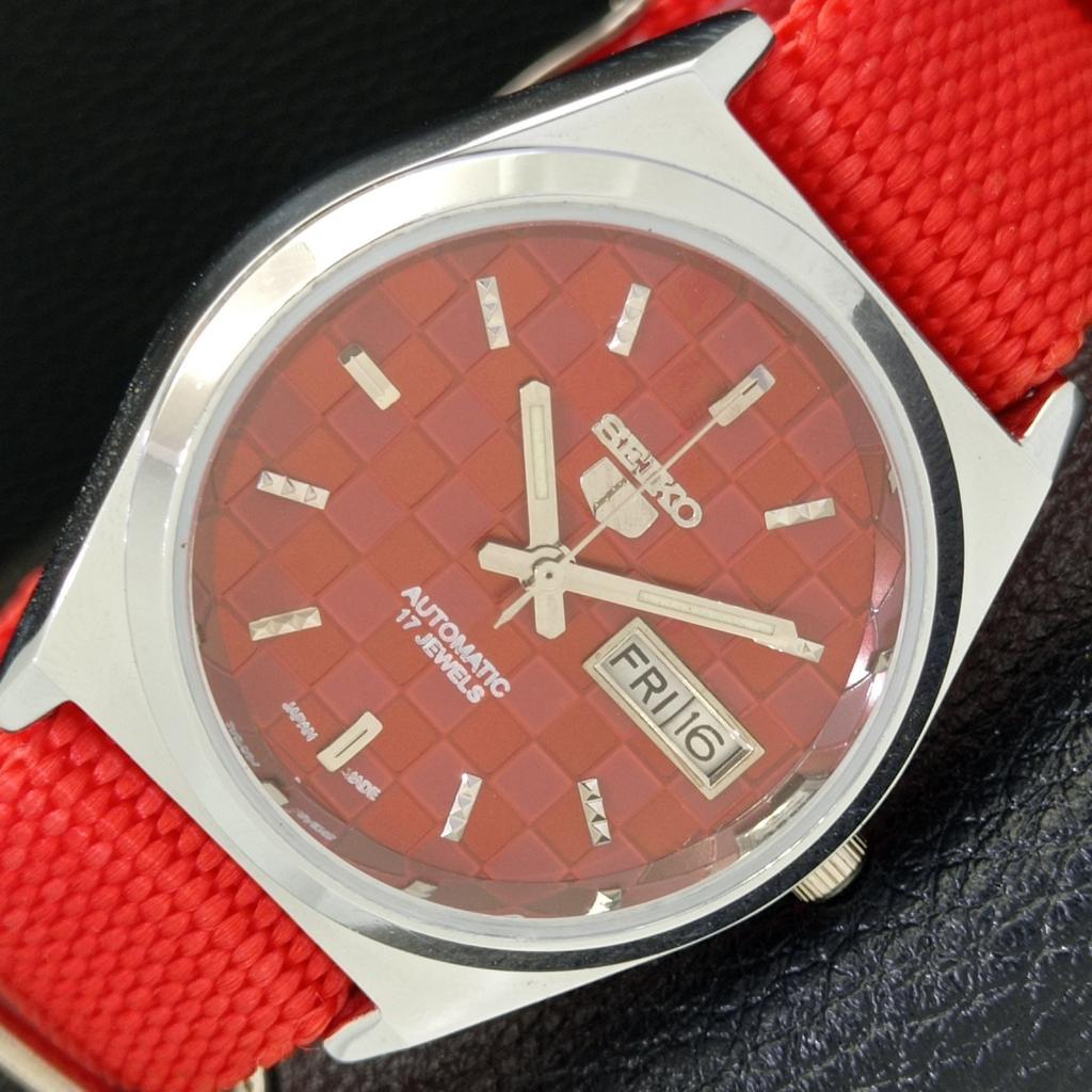 

SEIKO 5 АВТОМАТИЧЕСКИЕ ЯПОНСКИЕ МУЖСКИЕ 6309A ВОССТАНОВЛЕННЫЕ ЧАСЫ С КРАСНЫМ ЦИФЕРБЛАТОМ a440291-4 Sk-a440291