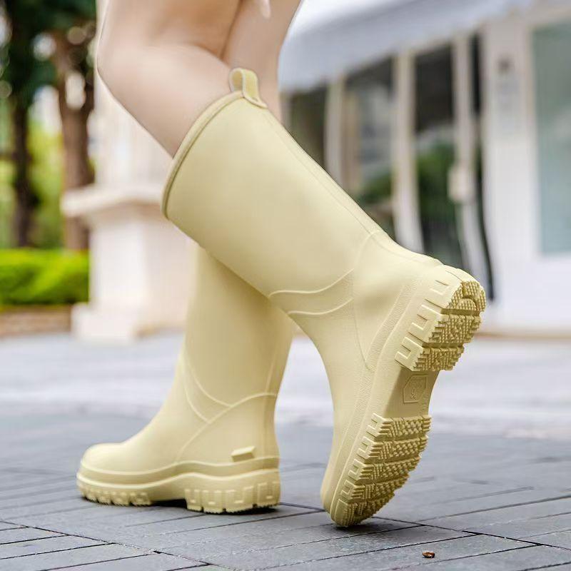 Woman Four Seasons Thick Sole High Top Rain Boots Round Toe Non Slip Waterproof Fashionable Outdoor Work Boots Wash the Car Shoe