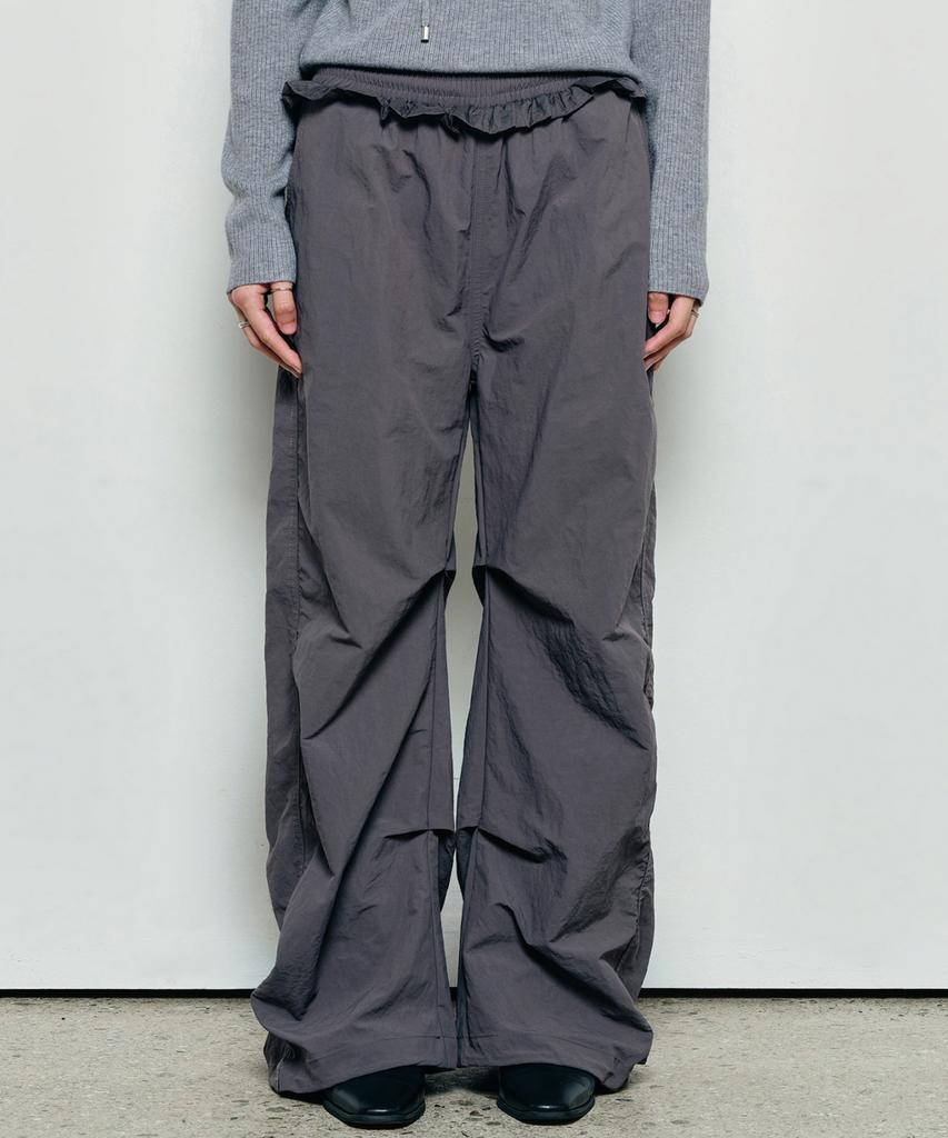 Nigaennikol Ruffle Lace Parachute Pants_Charcoal