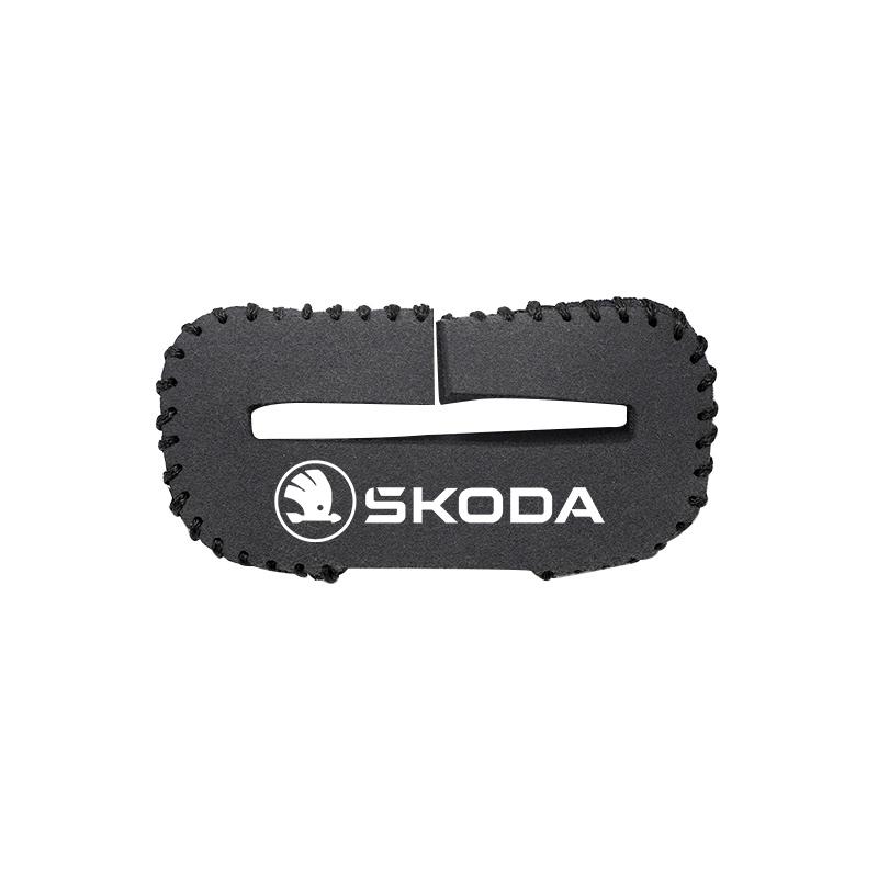 BEVX4 For New Skoda Octavia Kodiaq Fabia Safety Belt Buckle Cover for Anti-collision and Anti-scratch Protection Leather Cover